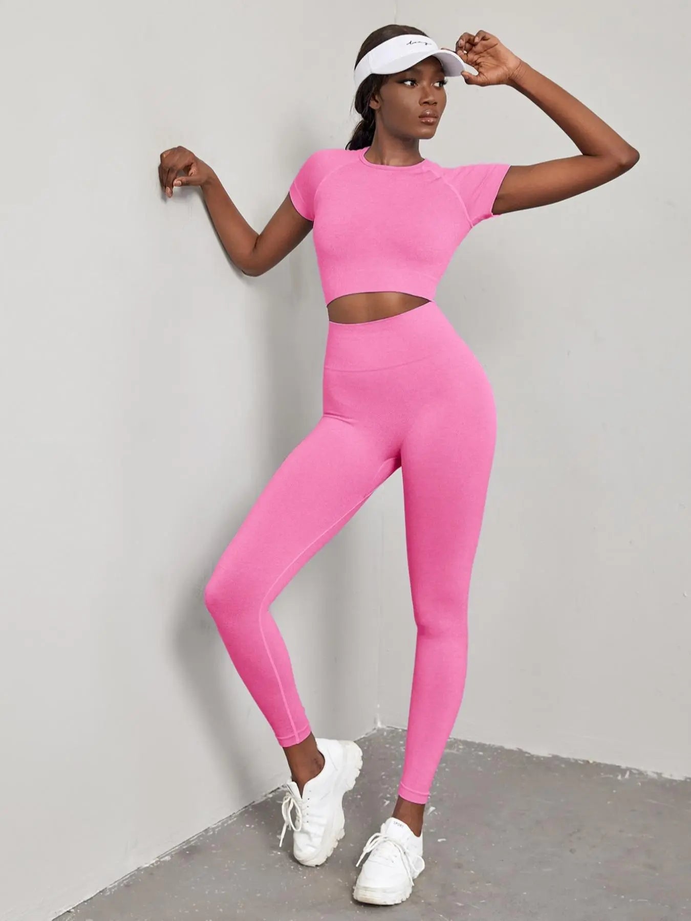Seamless Nylon High Stretch Yoga Fitness Short Sleeve Top and Slimming Butt Lifting High Waisted Athletic Running Leggings 2 Piece Set, Sporty Style, Workout Sets Women, Fitness Clothing