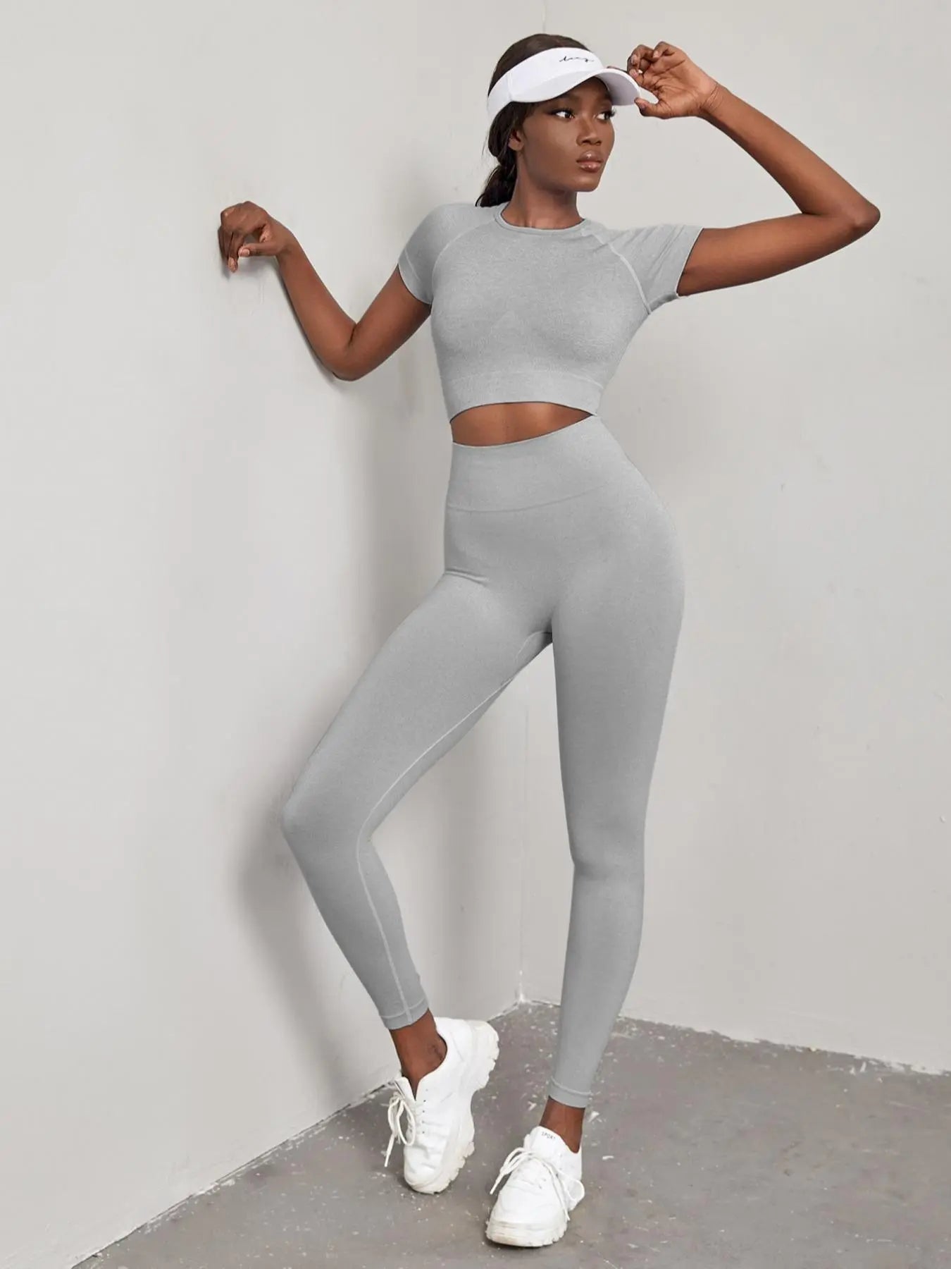 Seamless Nylon High Stretch Yoga Fitness Short Sleeve Top and Slimming Butt Lifting High Waisted Athletic Running Leggings 2 Piece Set, Sporty Style, Workout Sets Women, Fitness Clothing